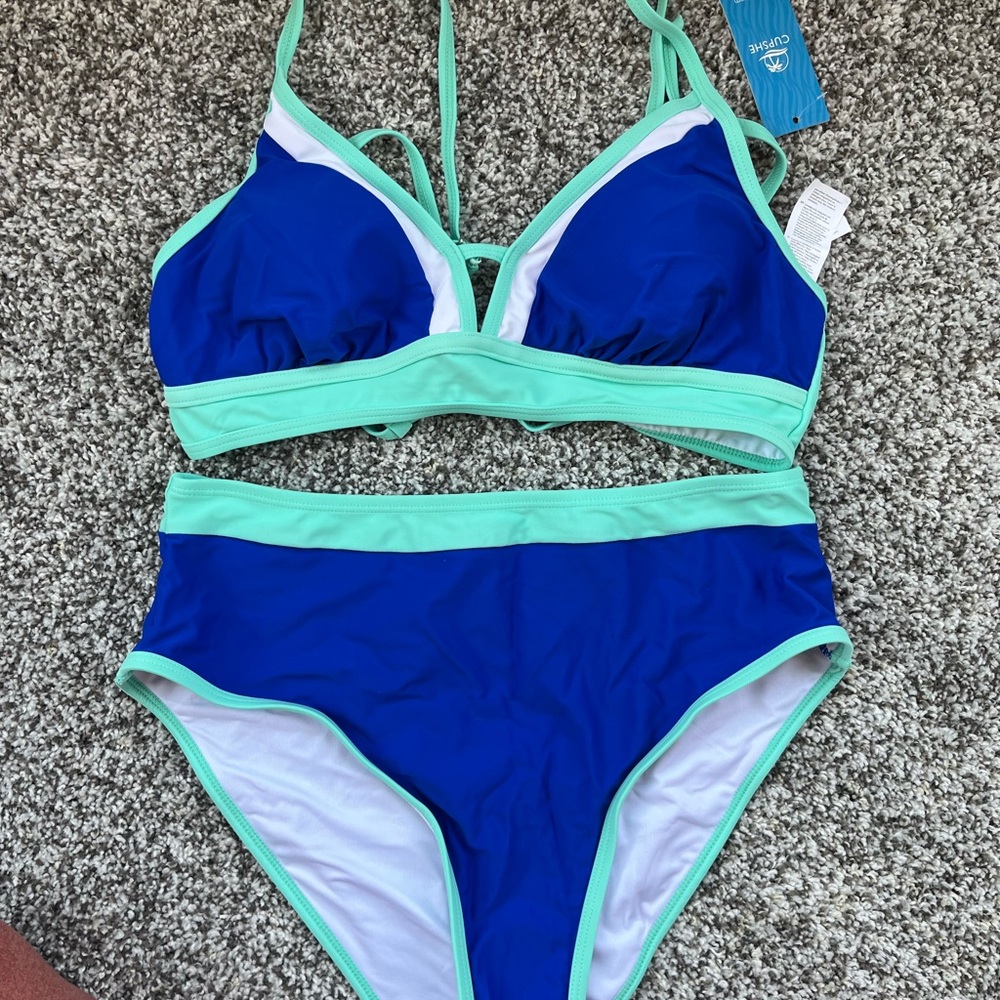 3 Cupshe swimsuits